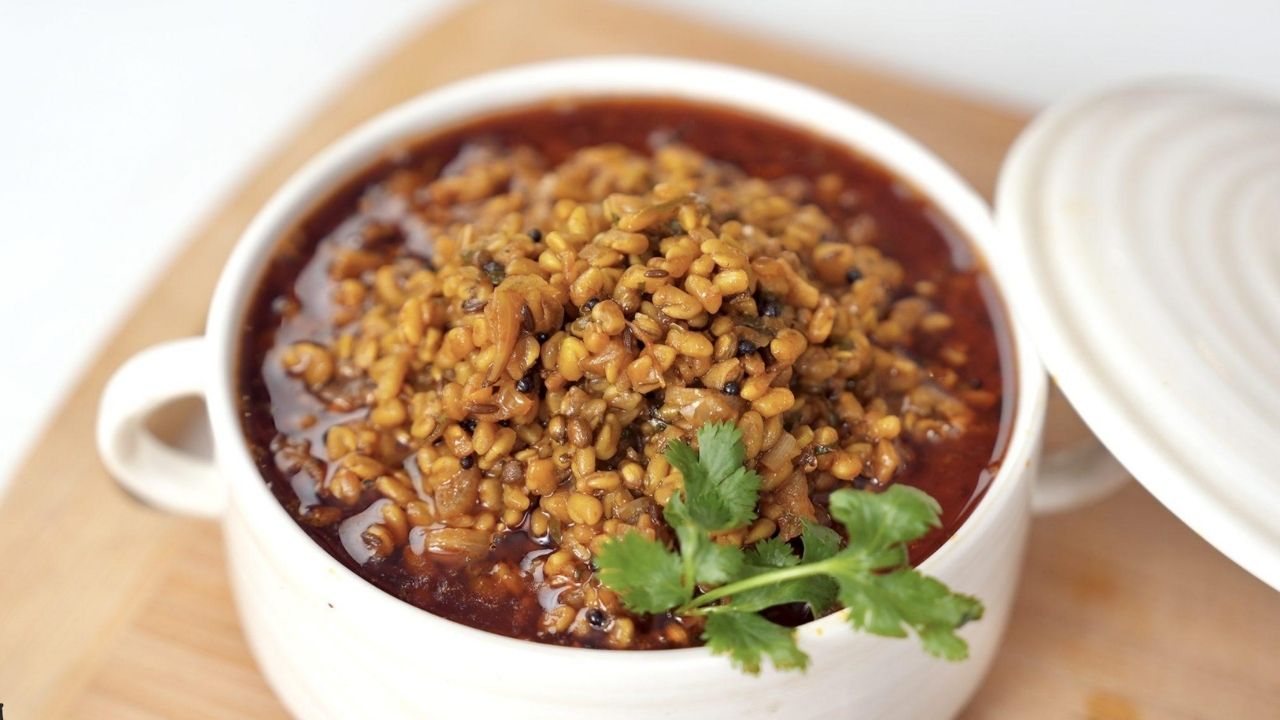 सिर्फ मेथी की पत्तियां नहीं दानों के साथ बनाएं ये टेस्टी सब्जी, स्वाद ऐसा कि,हर कोई करें तारीफ