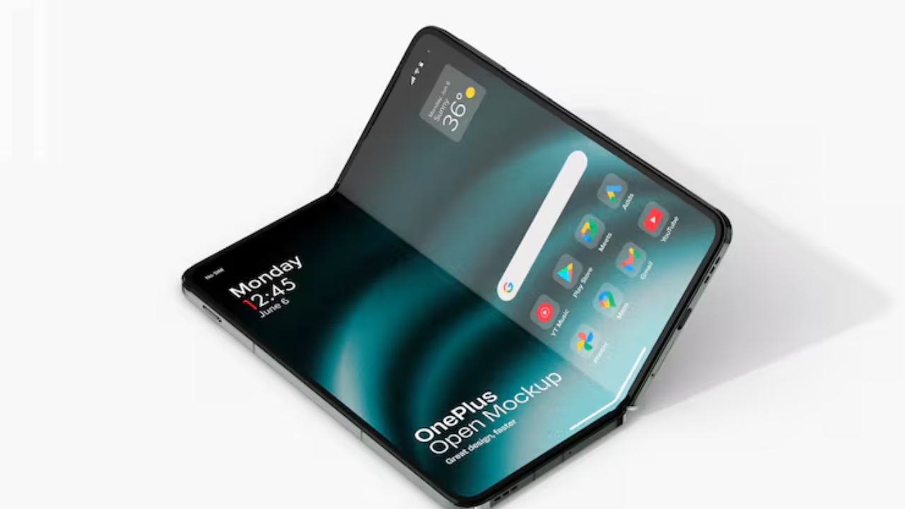 2026 में फोल्डेबल फोन लेना सही या नहीं? महंगे मोबाइल से परेशान लोगों के लिए जानना जरूरी सच