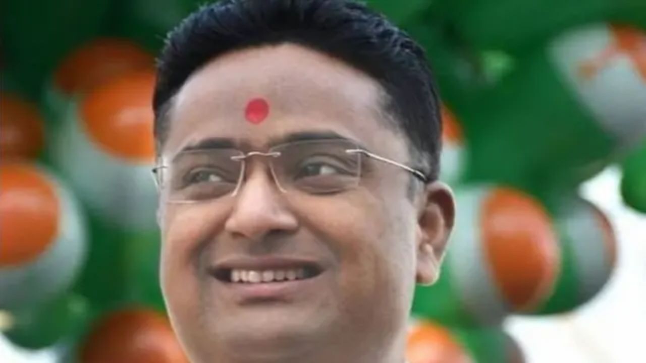 अहिल्यानगर नगर निगम चुनाव: शिवाजी महाराज पर विवादित टिप्पणी करने वाले श्रीपद चिंदम की जीत